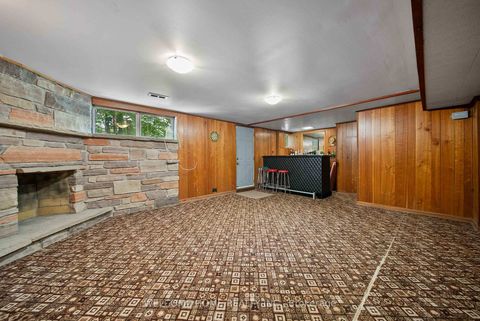 Photo 33 at 10 Pengelly Court, Birchmount, Toronto