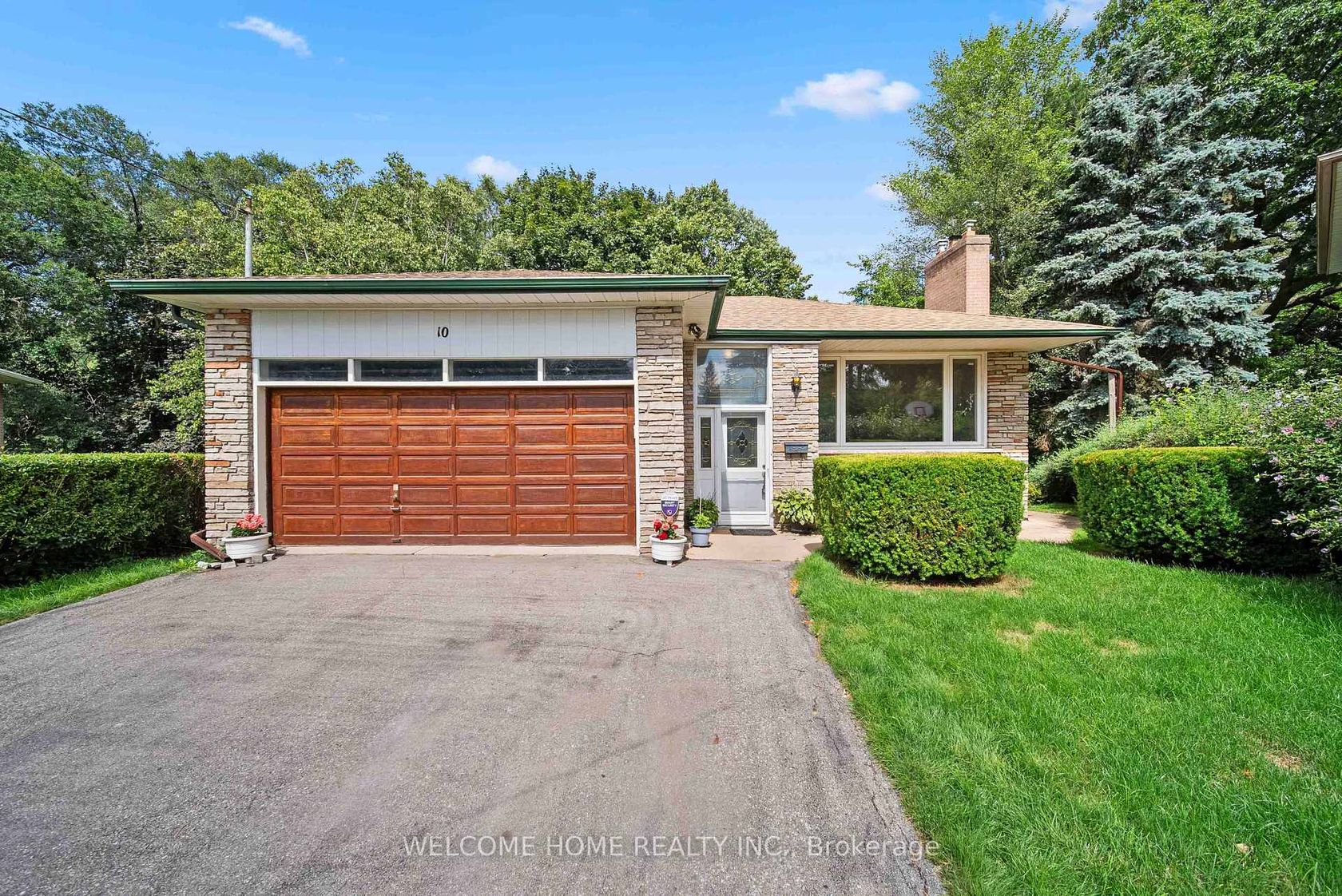 10 Pengelly Court, Birchmount, Toronto 