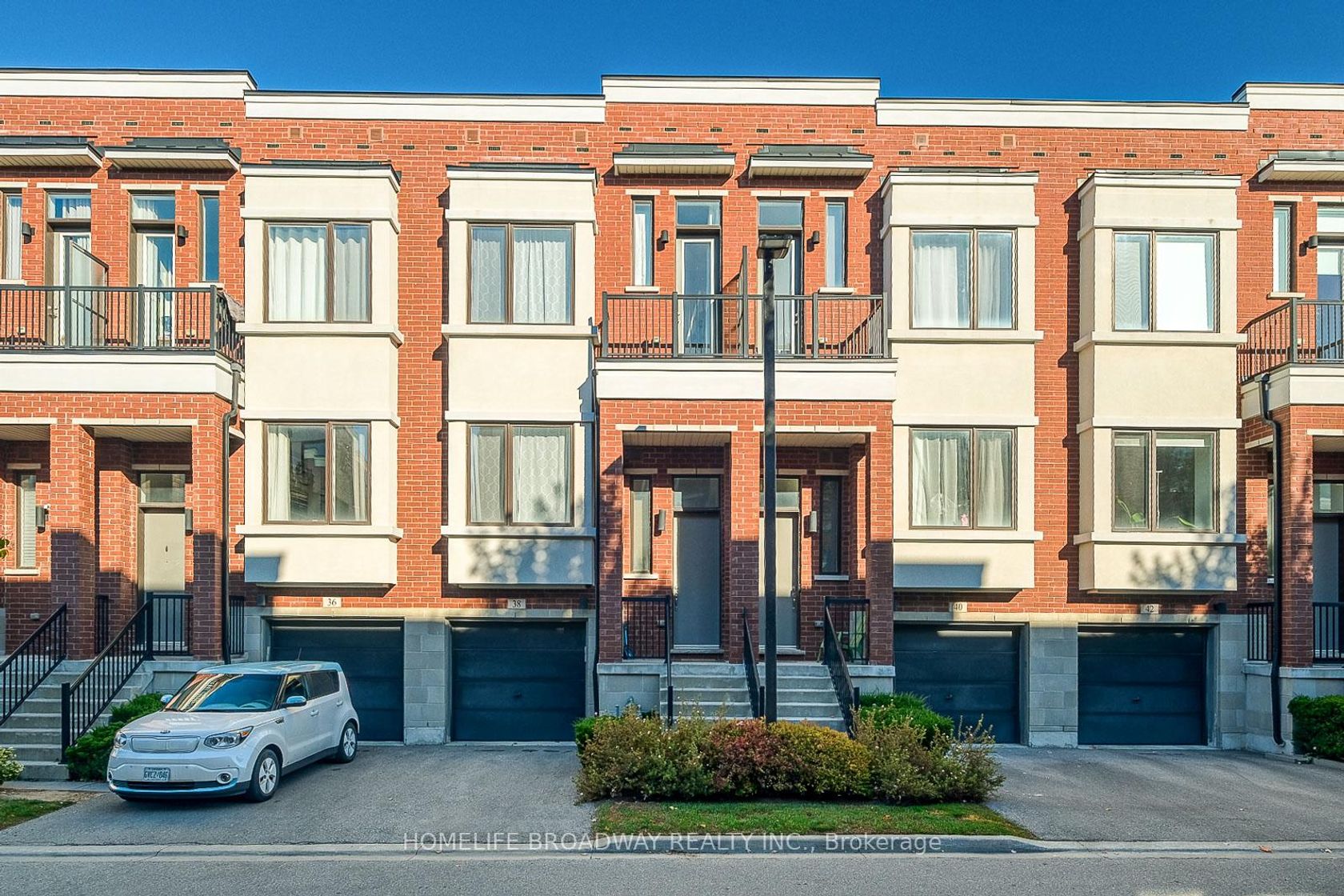 38 Lafferty Lane, Crosby, Richmond Hill 