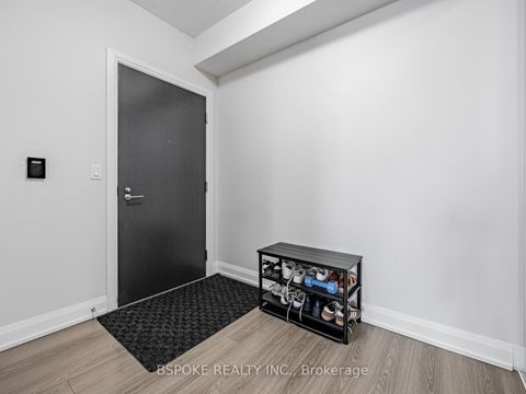 Photo 2 at 1701 - 18 Graydon Hall Drive, Donalda, Toronto