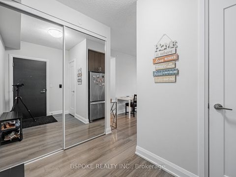 Photo 3 at 1701 - 18 Graydon Hall Drive, Donalda, Toronto
