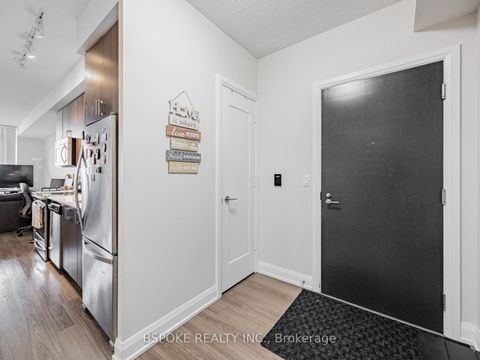Photo 4 at 1701 - 18 Graydon Hall Drive, Donalda, Toronto