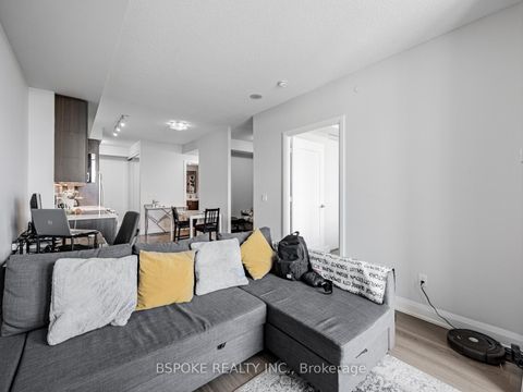 Photo 9 at 1701 - 18 Graydon Hall Drive, Donalda, Toronto