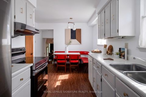 Photo 12 at 22 Merkley Square, Morningside, Toronto