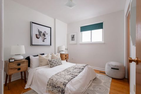 Photo 17 at 22 Merkley Square, Morningside, Toronto