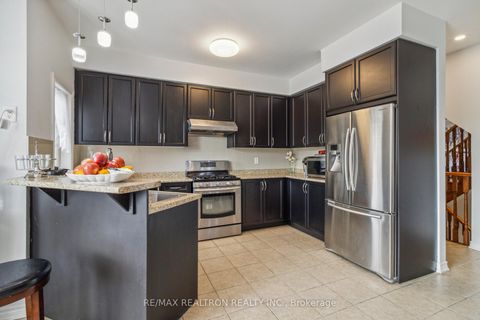 Photo 13 at 33 Pidgeon Street, Birchmount, Toronto Photo 13 at 33 Pidgeon Street, Birchmount, Toronto