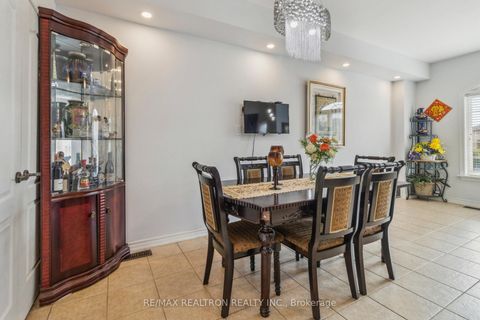 Photo 17 at 33 Pidgeon Street, Birchmount, Toronto Photo 17 at 33 Pidgeon Street, Birchmount, Toronto