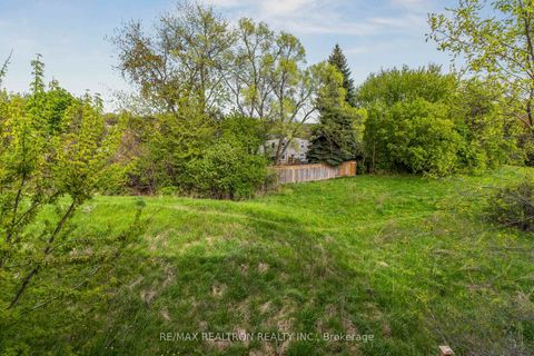 Photo 40 at 33 Pidgeon Street, Birchmount, Toronto