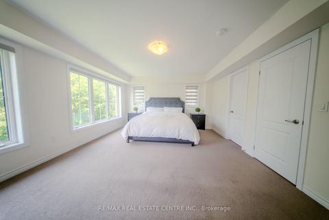 Photo 7 at 42 - 181 Parktree Drive, Maple, Vaughan