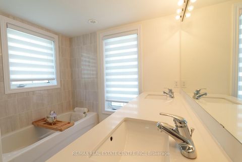 Photo 11 at 42 - 181 Parktree Drive, Maple, Vaughan