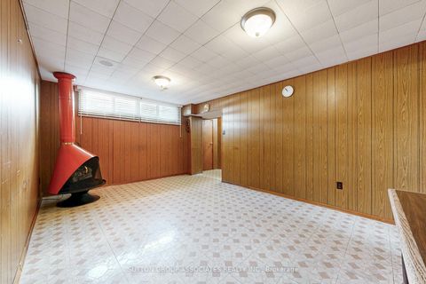 Photo 23 at 22 Woodenhill Court, Eglinton West, Toronto