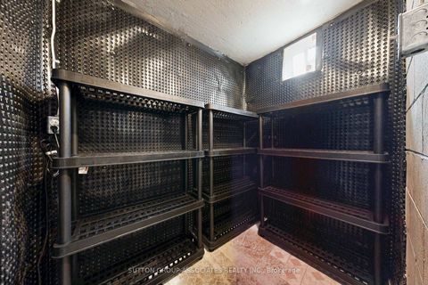 Photo 27 at 22 Woodenhill Court, Eglinton West, Toronto
