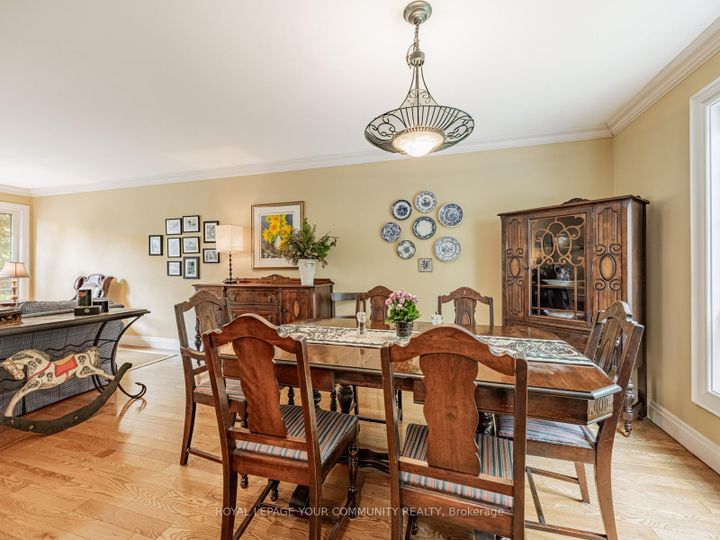 Photo 11 at 10 Banquo Road, Royal Orchard, Markham