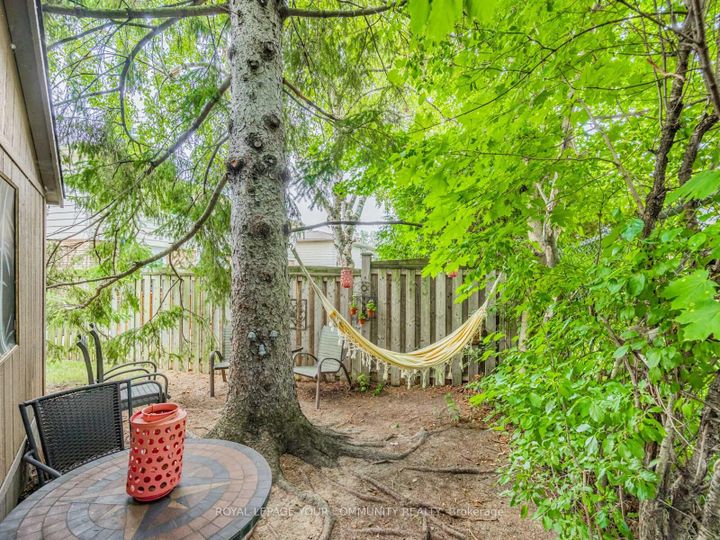 Photo 44 at 10 Banquo Road, Royal Orchard, Markham