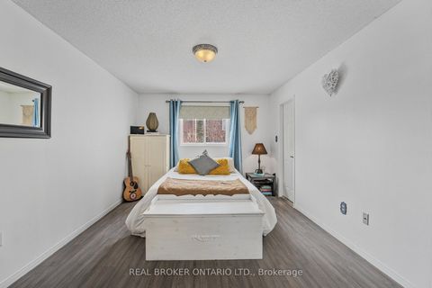 Photo 19 at 22 Dykstra Drive, Holly, Barrie