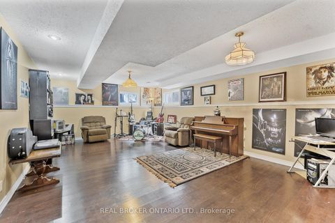 Photo 27 at 22 Dykstra Drive, Holly, Barrie