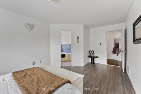 Photo 20 at 22 Dykstra Drive, Holly, Barrie