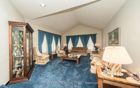 Photo 6 at 4 Edmund Seager Drive, Uplands, Vaughan
