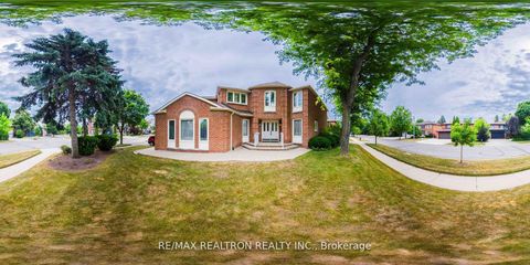 Photo 44 at 4 Edmund Seager Drive, Uplands, Vaughan