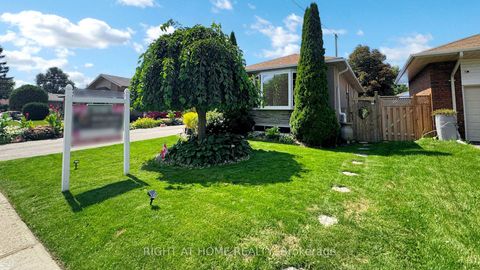 Photo 2 at 224 Livingston Road, Guildwood, Toronto