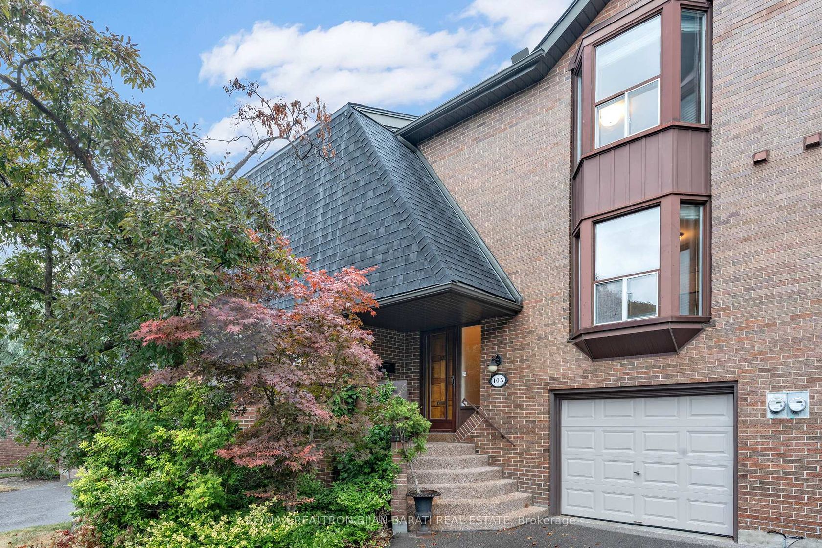 105 Gypsy Roseway, Willowdale East, Toronto 