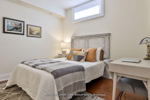 Photo 40 at 11 Humbercrest Boulevard, Lambton Baby Point, Toronto