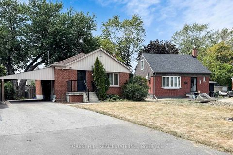 Photo 1 at 14 Ilfracombe Crescent, Maryvale, Toronto