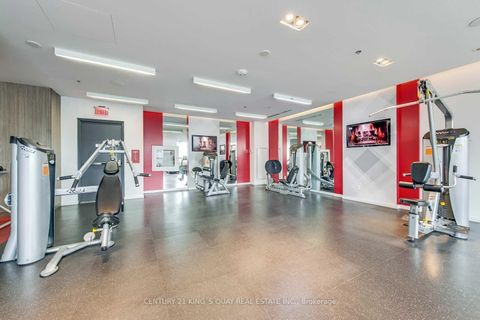 Photo 13 at 606 - 318 Richmond Street W, Waterfront Communities C1, Toronto
