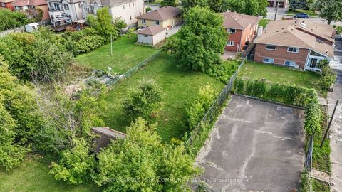 Photo 46 at 38 Spruce Avenue S, South Richvale, Richmond Hill