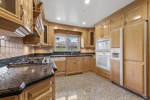 Photo 16 at 38 Spruce Avenue S, South Richvale, Richmond Hill