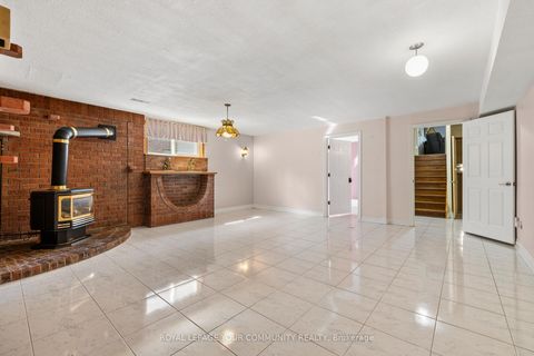 Photo 34 at 38 Spruce Avenue S, South Richvale, Richmond Hill