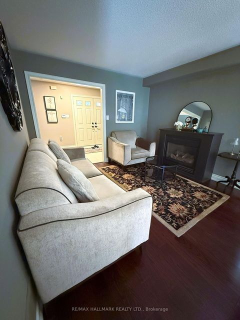 Photo 7 at 215 Queenslea Avenue S, Pelmo Park W4, Toronto