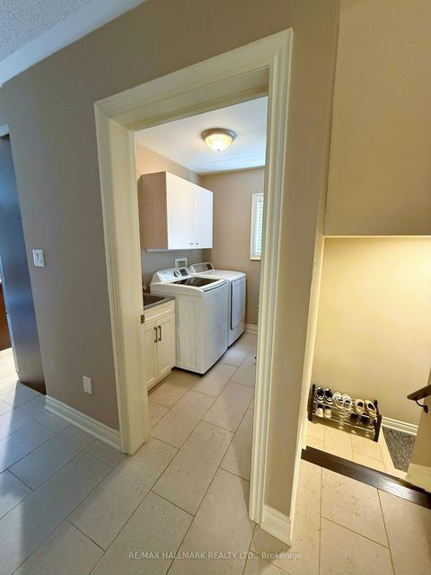 Photo 8 at 215 Queenslea Avenue S, Pelmo Park W4, Toronto Photo 8 at 215 Queenslea Avenue S, Pelmo Park W4, Toronto