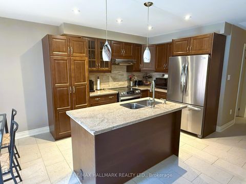 Photo 10 at 215 Queenslea Avenue S, Pelmo Park W4, Toronto Photo 10 at 215 Queenslea Avenue S, Pelmo Park W4, Toronto