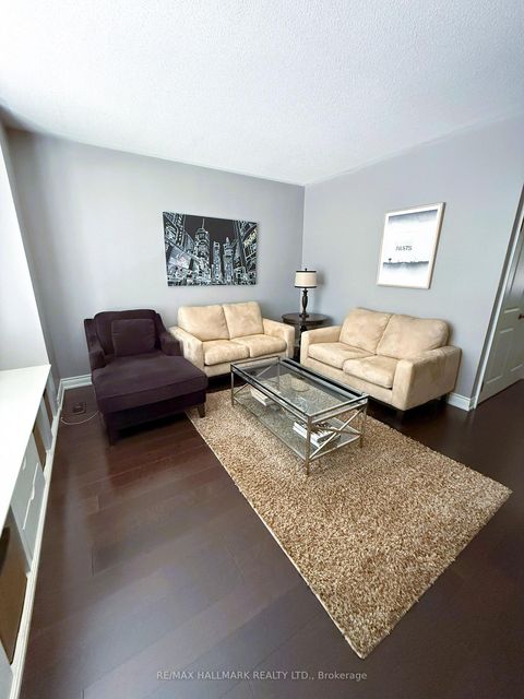 Photo 12 at 215 Queenslea Avenue S, Pelmo Park W4, Toronto