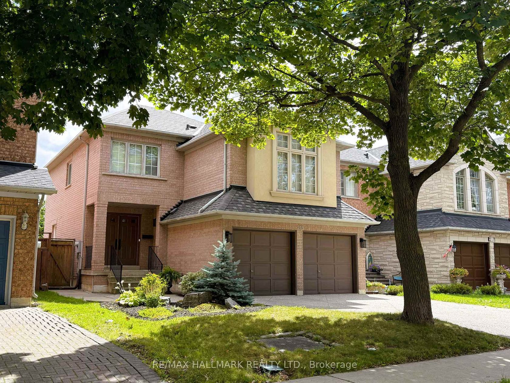 215 Queenslea Avenue S, Pelmo Park W4, Toronto 