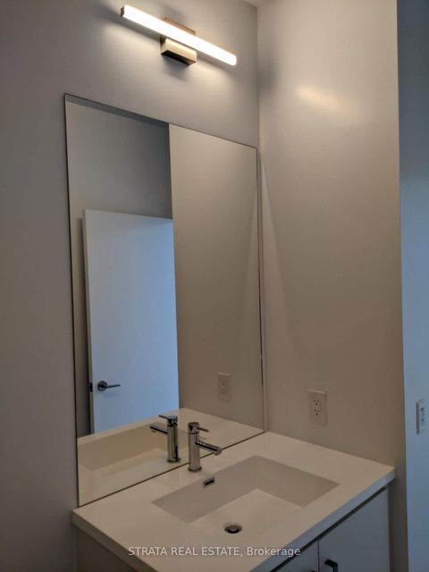 Photo 1 at 205 - 10 Honeycrisp Crescent, Vaughan Corporate Centre, Vaughan