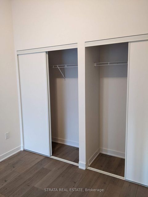 Photo 4 at 205 - 10 Honeycrisp Crescent, Vaughan Corporate Centre, Vaughan