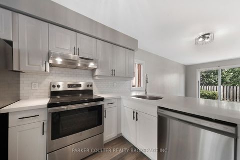 Photo 8 at 94 Buchanan Street, Grove East, Barrie
