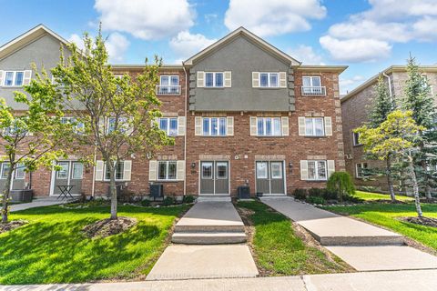 Photo 18 at 35 - 209 Harvie Road, Holly, Barrie