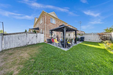 Photo 9 at 41 Pinoak Street, Rouge E11, Toronto