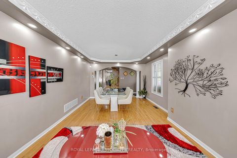 Photo 14 at 41 Pinoak Street, Rouge E11, Toronto