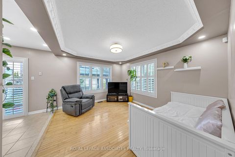 Photo 21 at 41 Pinoak Street, Rouge E11, Toronto