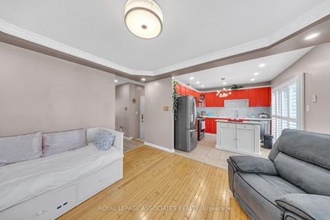 Photo 23 at 41 Pinoak Street, Rouge E11, Toronto