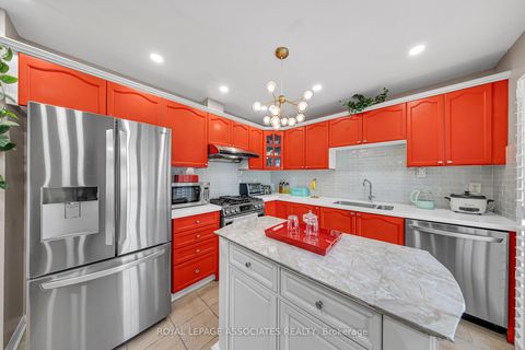 Photo 25 at 41 Pinoak Street, Rouge E11, Toronto
