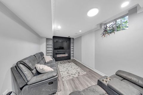 Photo 42 at 41 Pinoak Street, Rouge E11, Toronto