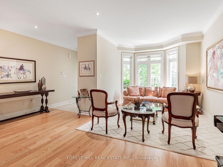 Photo 3 at 36 - 603 Clark Avenue, Yorkhill, Vaughan