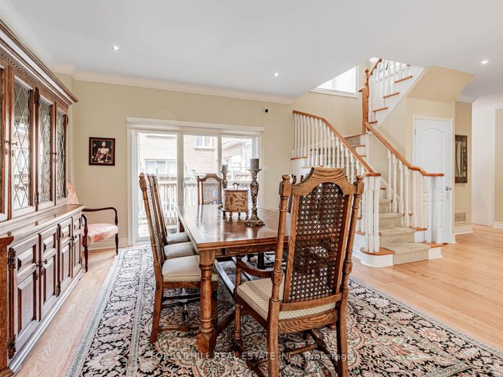 Photo 7 at 36 - 603 Clark Avenue, Yorkhill, Vaughan