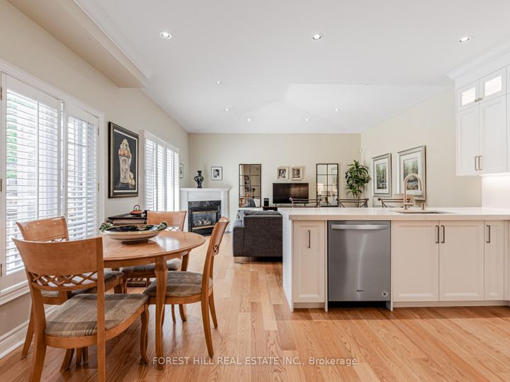 Photo 24 at 36 - 603 Clark Avenue, Yorkhill, Vaughan