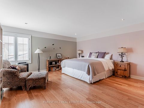 Photo 12 at 36 - 603 Clark Avenue, Yorkhill, Vaughan